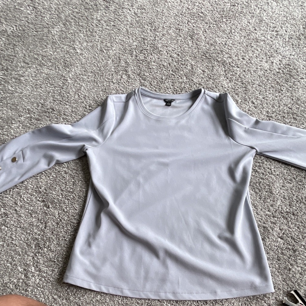 Ann Taylor Womens M Gray Solid Round Neck Long Sleeve Pullover Button Top